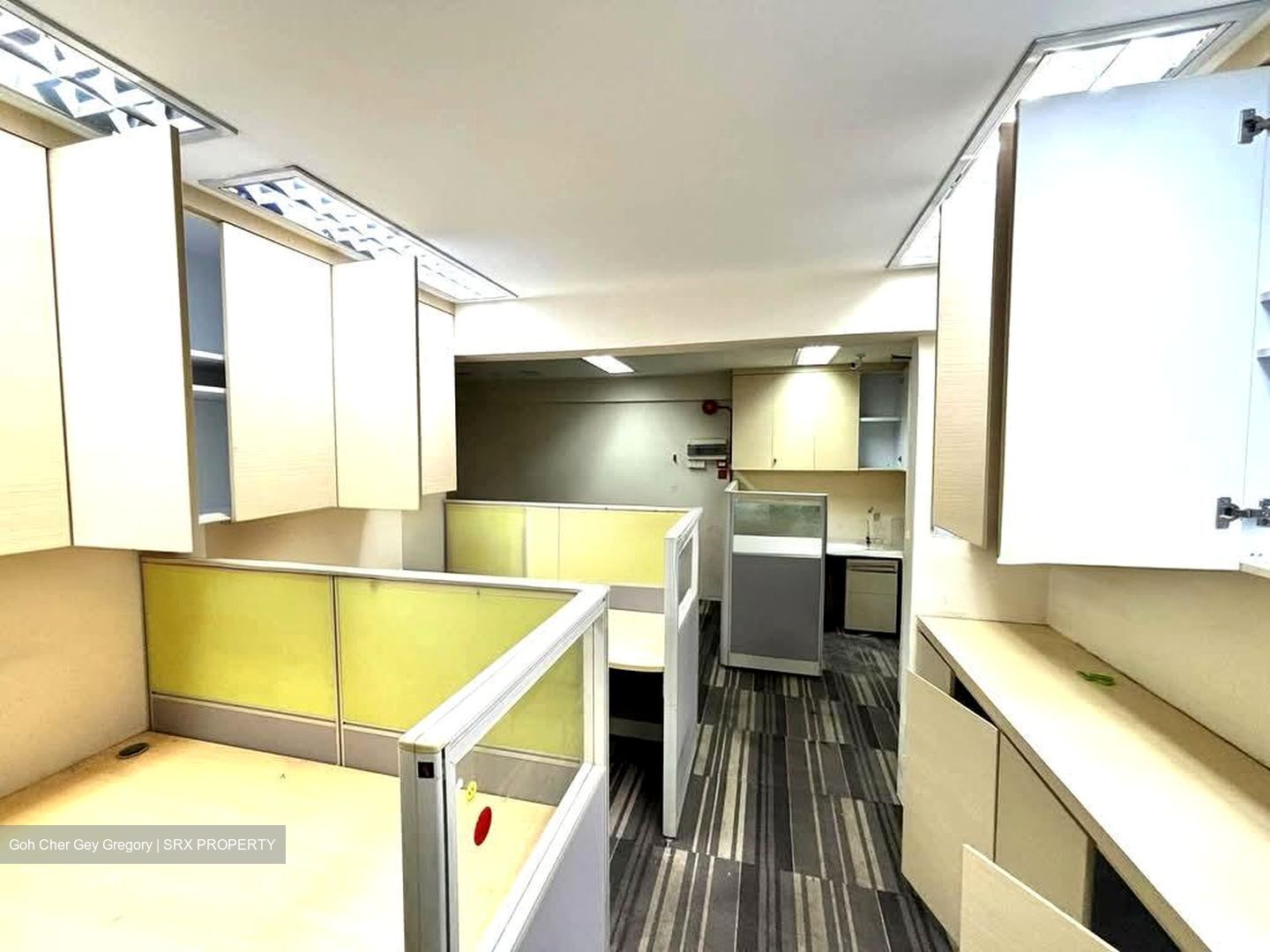 Hougang Avenue 3 (D19), Office #571287541